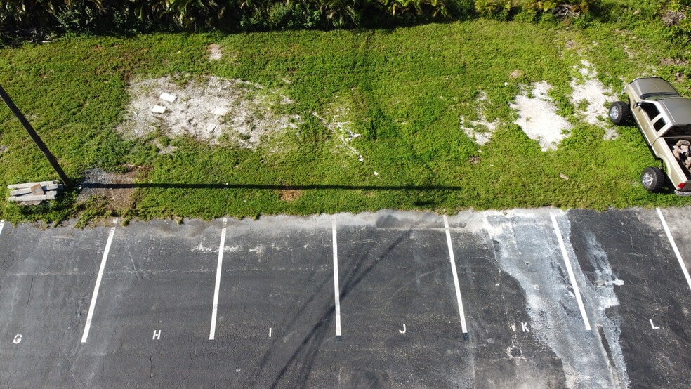 More Photos Of 820 NE 24th Ln, Cape Coral Land For Sale