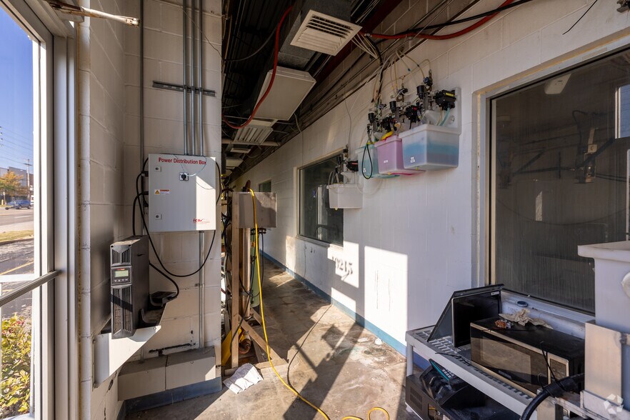 More Photos Of 10215 Watson Rd, Saint Louis Carwash For Lease