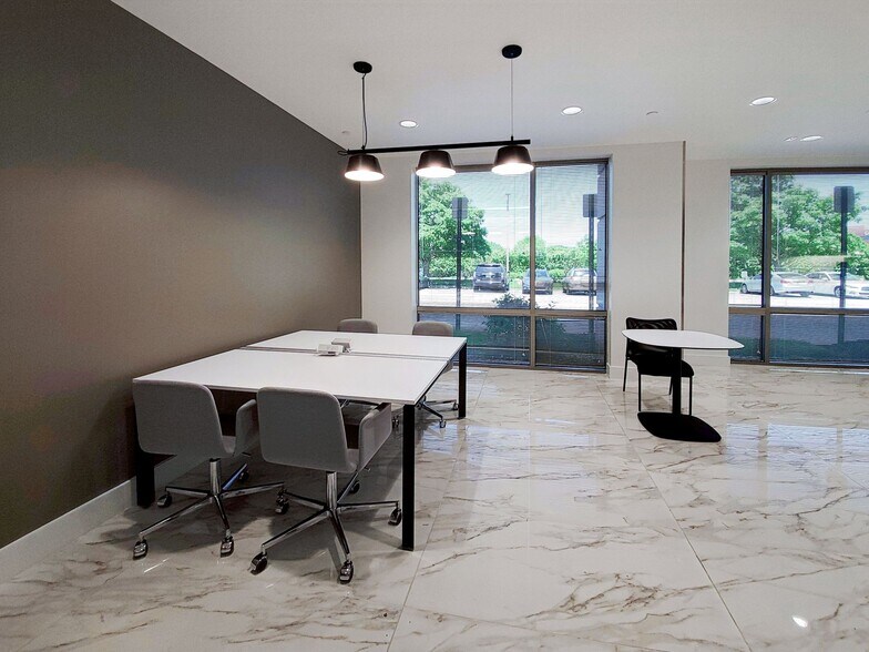 More Photos Of 4509 Creedmoor Rd, Raleigh Coworking Space