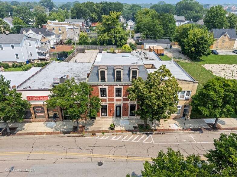 More Photos Of 1817 Church St, Evanston Loft Creative Space For Sale