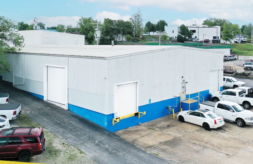 Primary Photo Of 11445 Warnen Rd, Maryland Heights Warehouse For Sale
