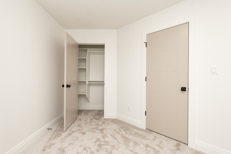 More Photos Of 304 50 w, Raymond Multifamily For Sale