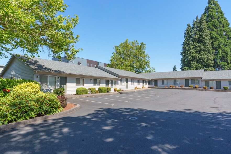 More Photos Of 159-197 Pembrook St SE, Salem Apartments For Sale