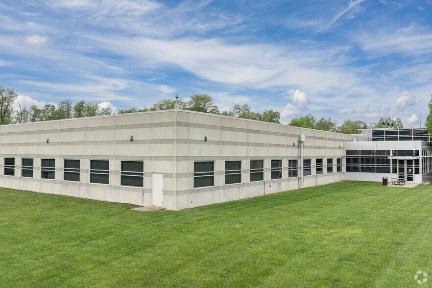 Primary Photo Of 601 Benjamin Dr, Springfield Industrial For Sale