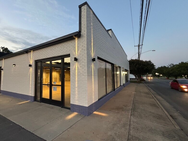 More Photos Of 225 Market St, Cramerton Freestanding For Lease