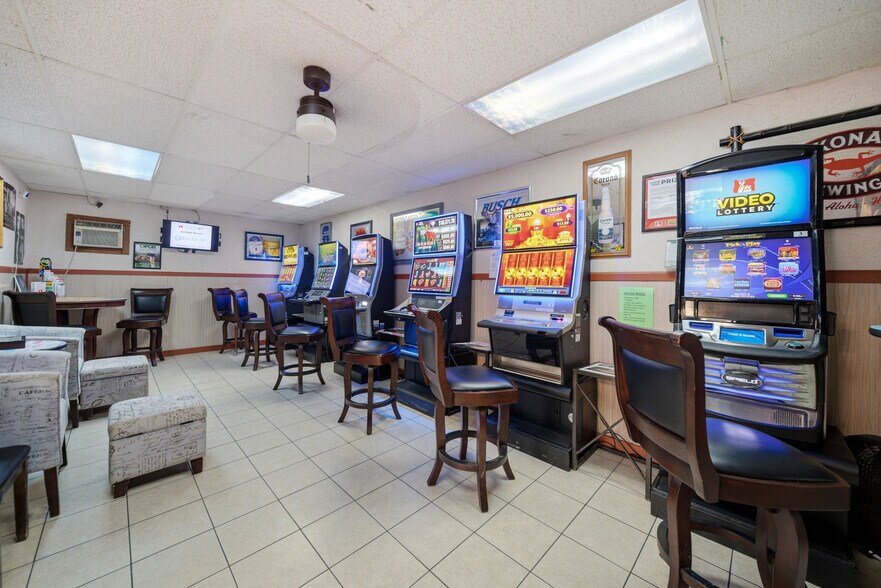 More Photos Of 101 S Miller St, Rockaway Beach Storefront Retail Residential For Sale