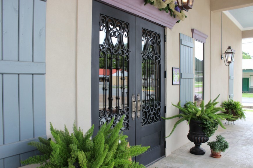 More Photos Of 233 Arthur Ave, Lake Arthur Hotel For Sale