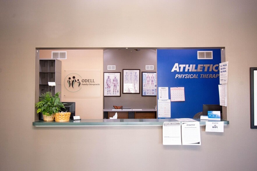 More Photos Of 237 E Main St, Twin Lakes Medical For Sale