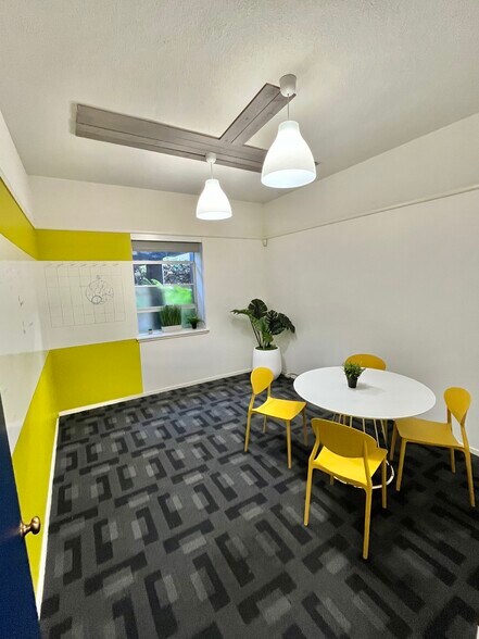 More Photos Of 12-20 N San Mateo Dr, San Mateo Medical For Lease