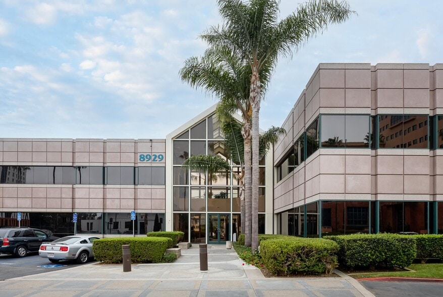 More Photos Of 8929 University Center Ln, San Diego Medical For Lease