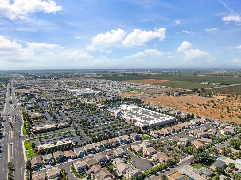 More Photos Of , Lodi General Retail For Sale