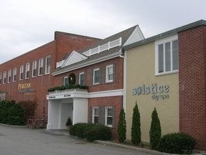 More Photos Of 390-408 Main St, Hyannis General Retail For Lease