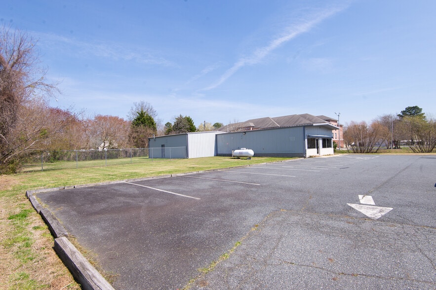 More Photos Of 2934 Ocean Gtwy, Cambridge Freestanding For Sale