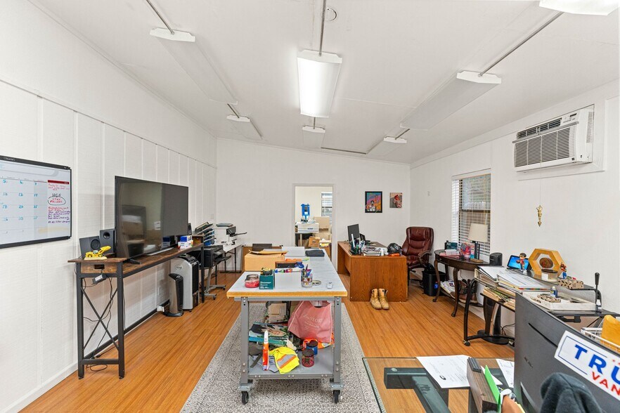 More Photos Of 4514 Billy Sames, Adkins Land For Sale