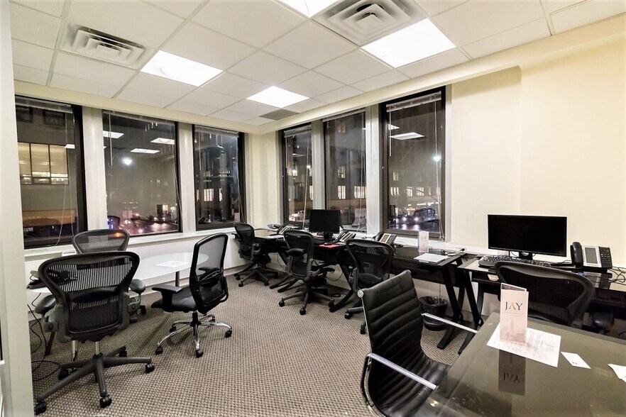 More Photos Of 369 Lexington Ave, New York Office For Lease