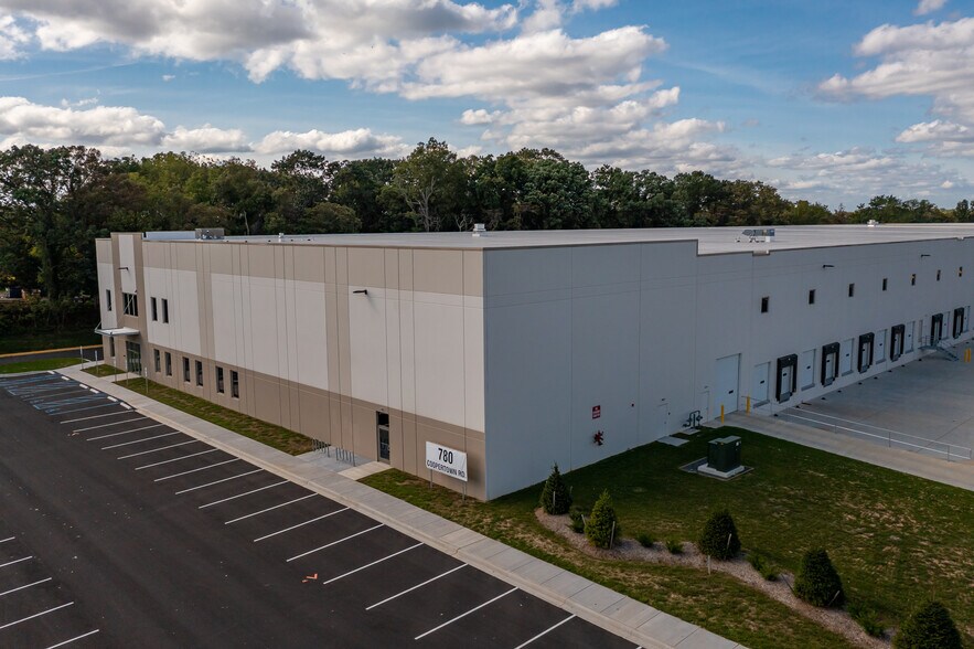 More Photos Of 780 Coopertown Rd, Delanco Unknown For Lease
