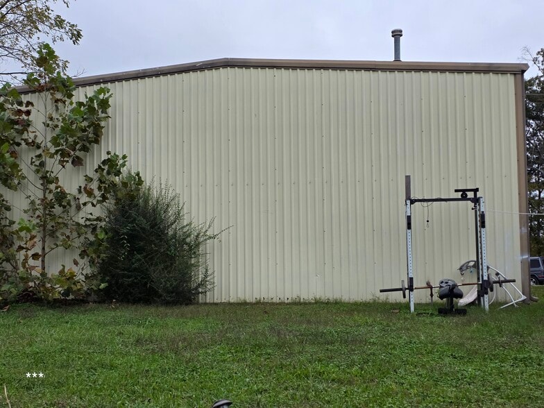 More Photos Of 3300 A Blue Hill Rd, Rogers Industrial For Sale