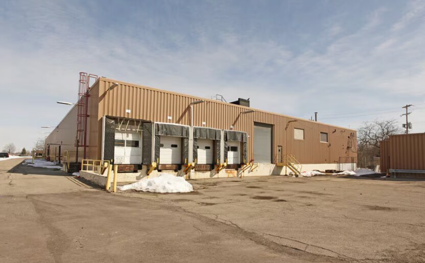 Primary Photo Of 1611 James P Cole Blvd, Flint Unknown For Lease