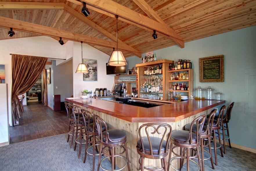 More Photos Of 263 N Hemlock St, Cannon Beach Restaurant For Sale