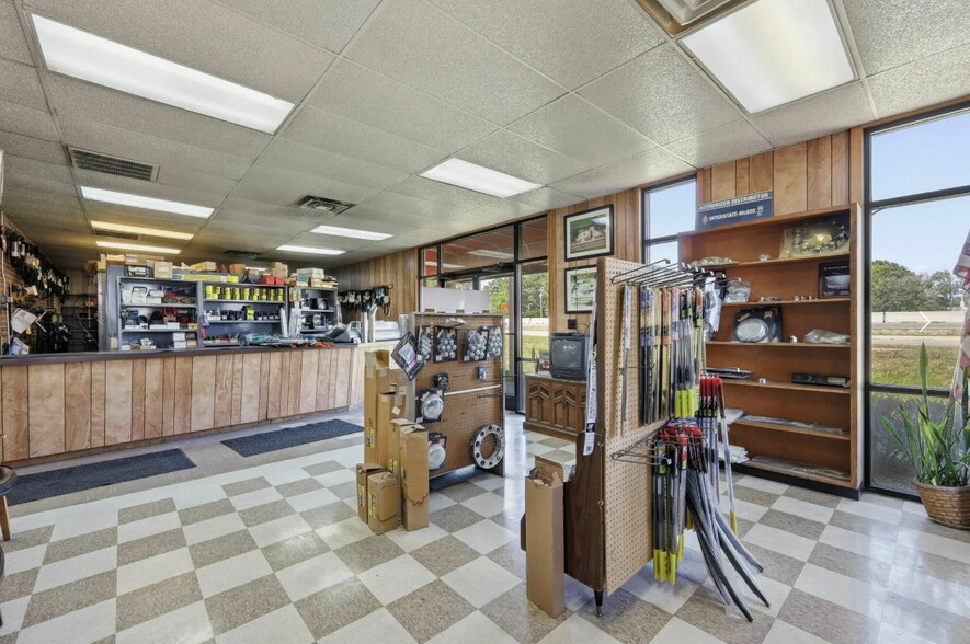 More Photos Of 2705 US 70 Hwy E, New Bern Light Manufacturing For Sale