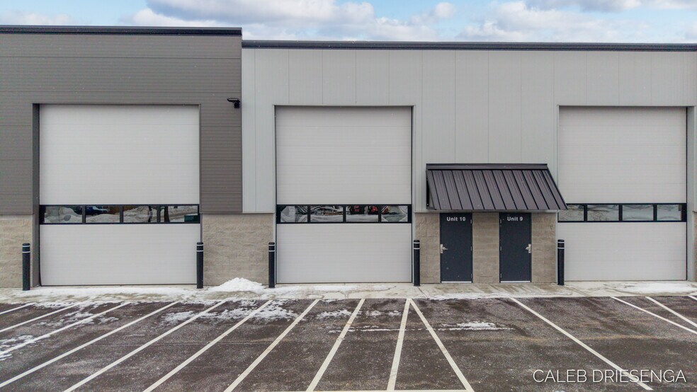More Photos Of 460 Cleveland Ave, Holland Self Storage For Sale