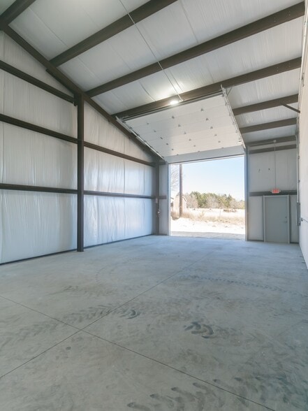 More Photos Of 5892 County Road 471, McKinney Unknown For Lease