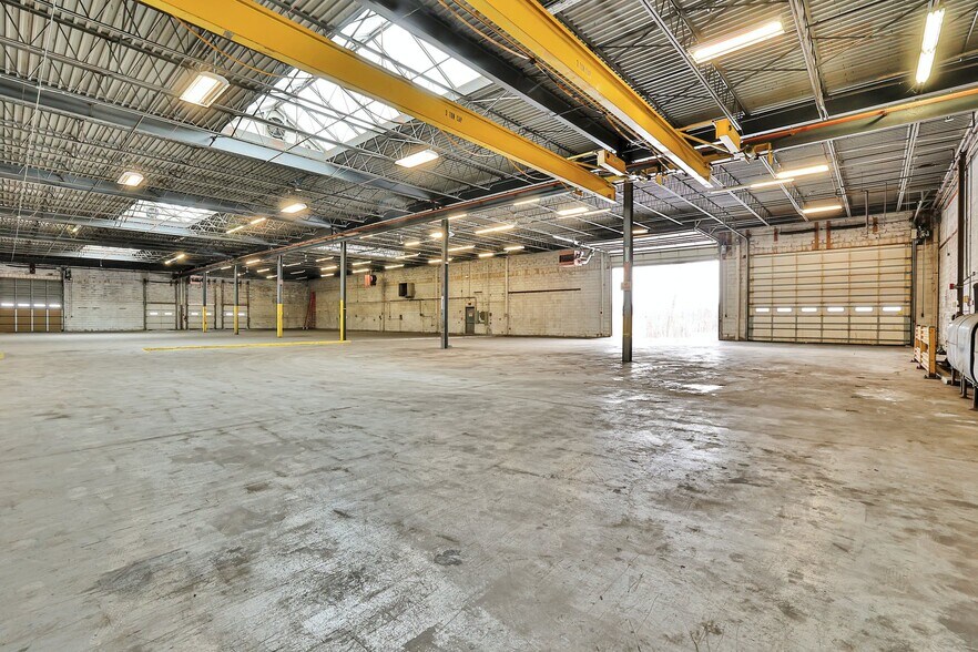 More Photos Of 50 Snake Hill Rd, West Nyack Warehouse For Lease