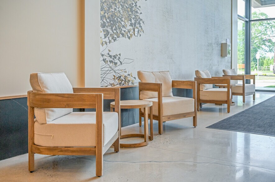 More Photos Of 18 Cox Cro Rd, Toms River Loft Creative Space For Lease