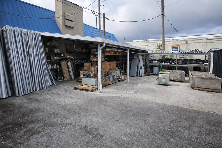 More Photos Of 7345 SW 41st St, Miami Warehouse For Sale