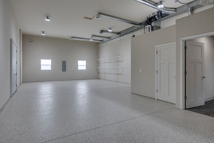 More Photos Of 4337 Duraform Ln, Windsor Warehouse For Sale
