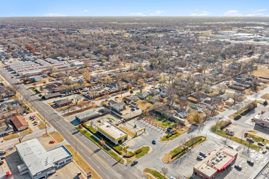 More Photos Of 3825 W Maple St, Wichita Carwash For Sale