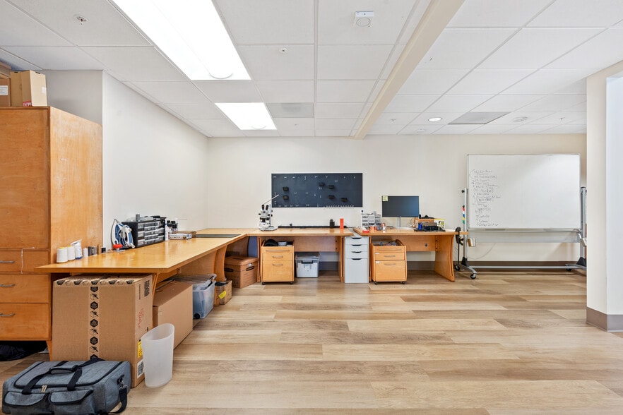 More Photos Of 850 Battery St, San Francisco Office For Lease