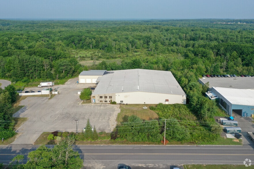 More Photos Of 20 Morin St, Biddeford Warehouse For Lease