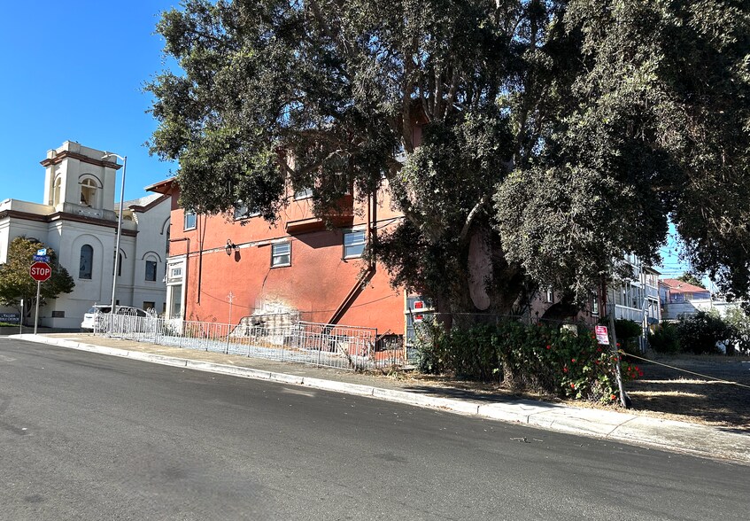 More Photos Of 900-906 Marin St, Vallejo Storefront Retail Residential For Sale