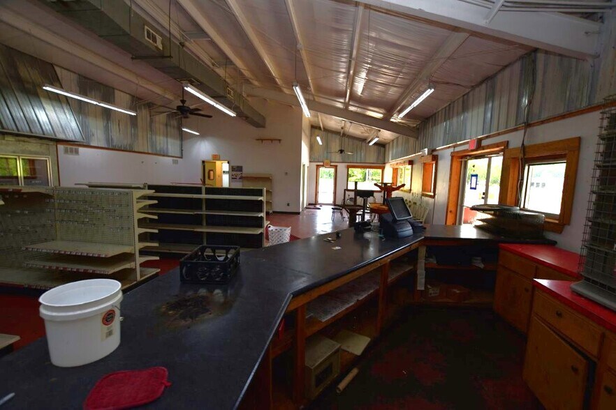 More Photos Of 75174 Hwy 59 Hwy, Stilwell Convenience Store For Sale