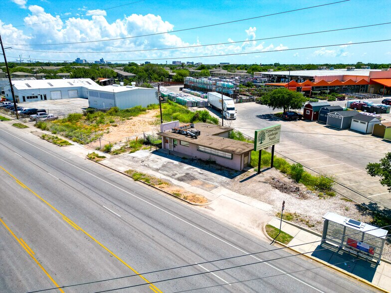 More Photos Of 4014 S Port Ave, Corpus Christi Industrial For Sale