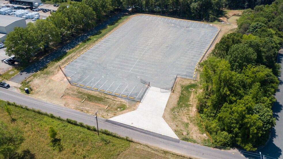 More Photos Of 300 Old Hebron Road, Charlotte Land For Lease