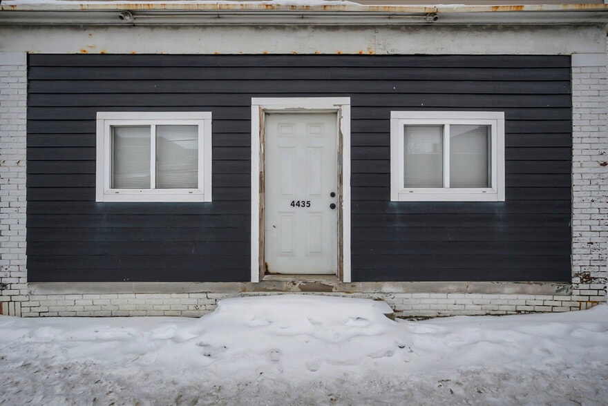 More Photos Of 4435 State Rd, Cleveland Storefront Retail Residential For Sale