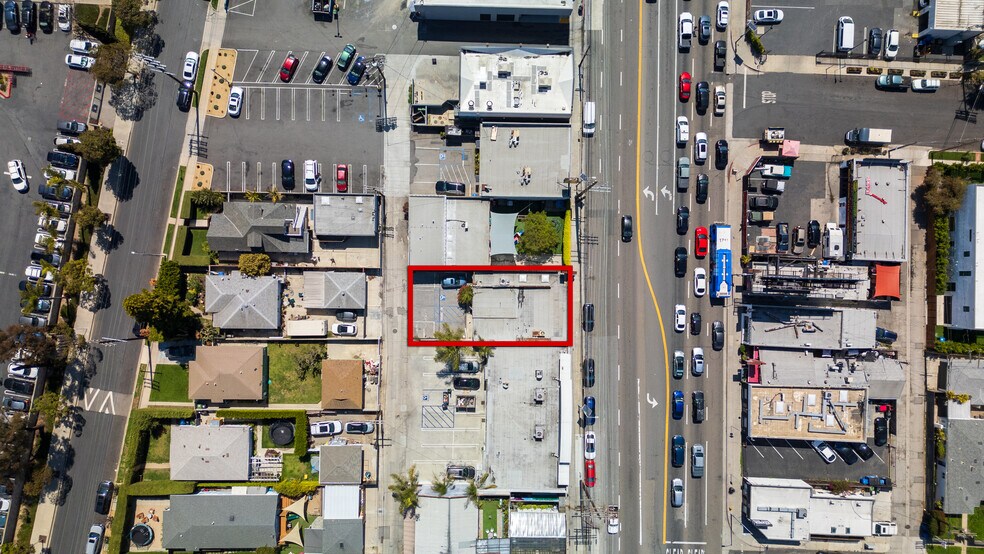 More Photos Of 2548 Lincoln Blvd, Venice Storefront Retail Office For Sale
