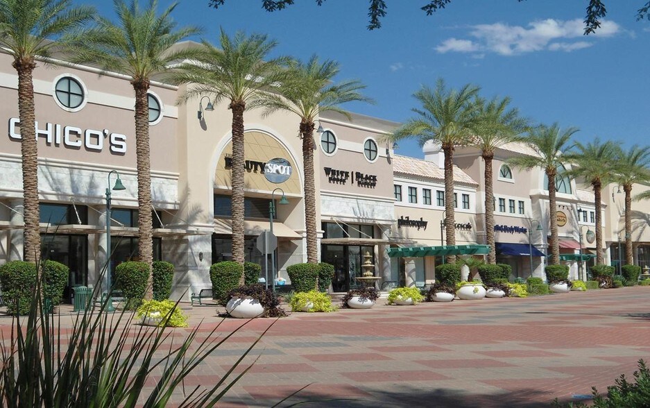 More Photos Of Private Offices, Mesa General Retail For Lease