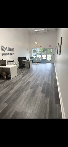 More Photos Of 9640 Stirling Rd, Cooper City Storefront For Lease