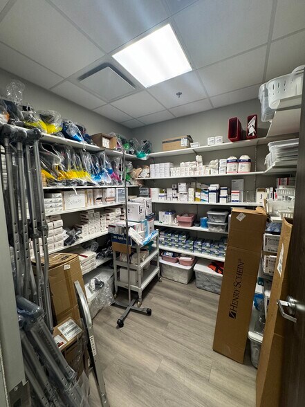 More Photos Of 1395 US Highway 183, Leander Unknown For Lease