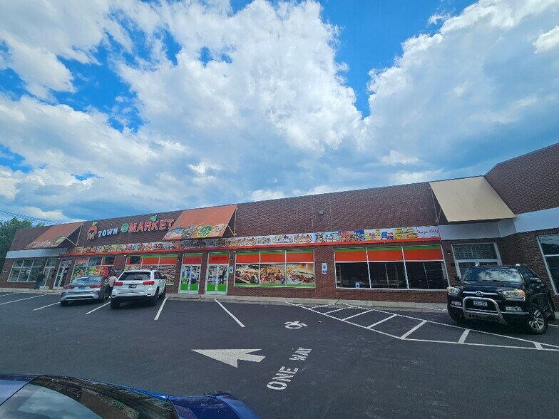 More Photos Of 937 State St, Bridgeport Storefront For Lease