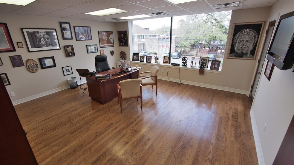 More Photos Of 315 W Alabama St, Houston Loft Creative Space For Lease