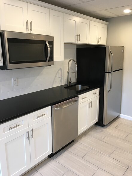 More Photos Of 888 Long Pond Rd, Greece Medical For Lease