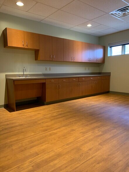 More Photos Of 239 E Brown St, East Stroudsburg Medical For Lease