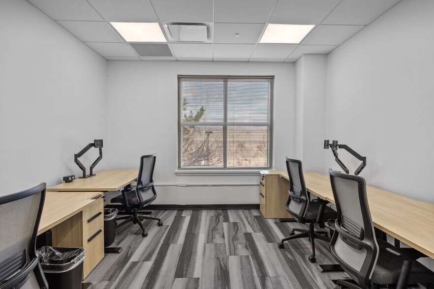 More Photos Of 1000 Northbrook Dr, Trevose Office For Sale