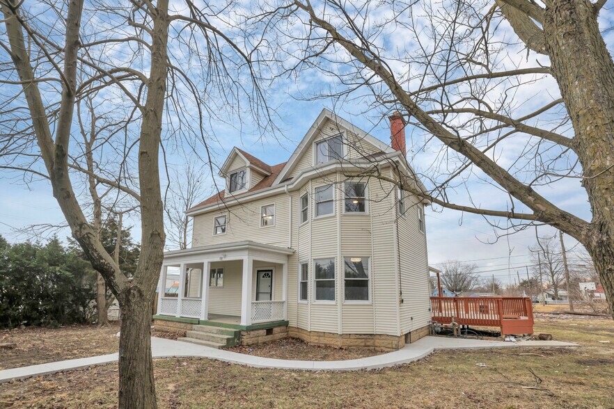 More Photos Of 2089 Lockbourne Rd, Columbus Medical For Lease