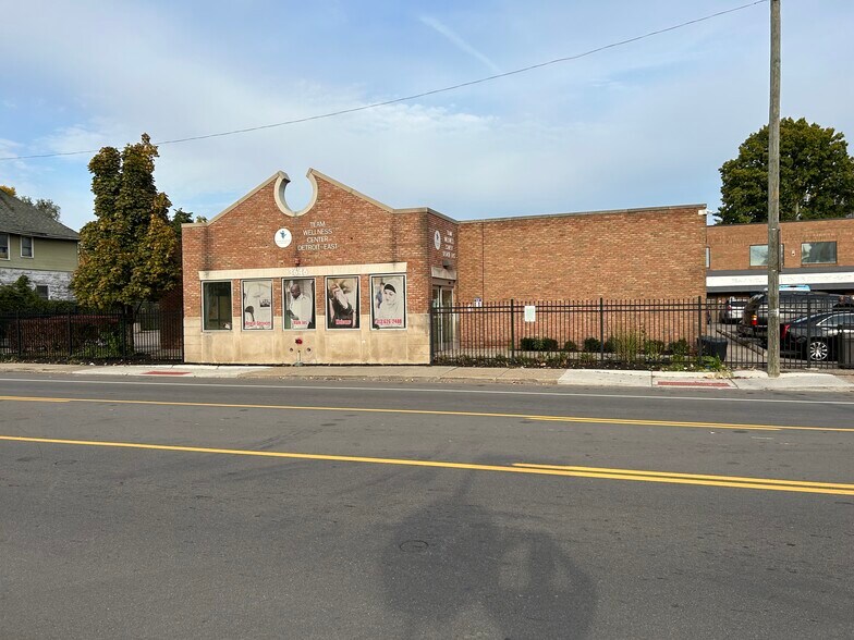 More Photos Of 6309 Mack Ave, Detroit Medical For Sale