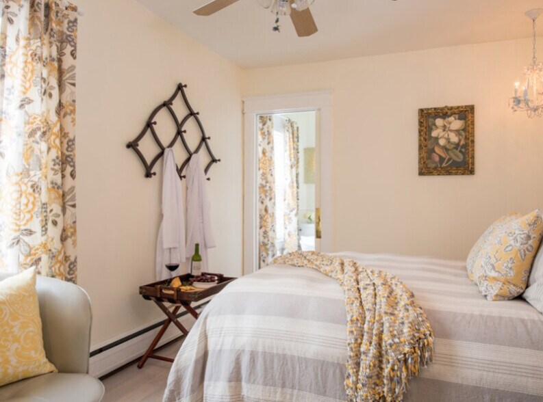 More Photos Of 8223 E Lake Rd, Westfield Hospitality For Sale